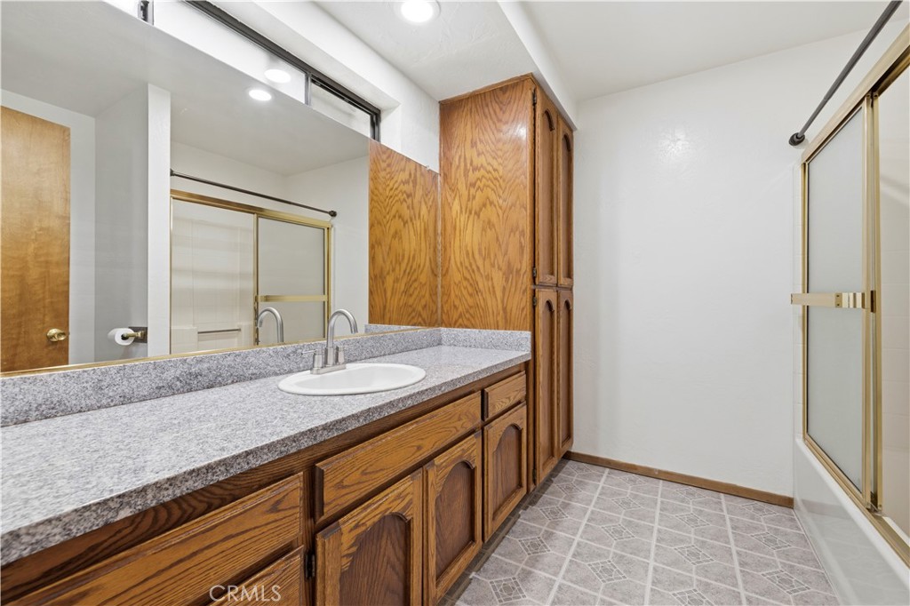 4537 Mt Pinos Way