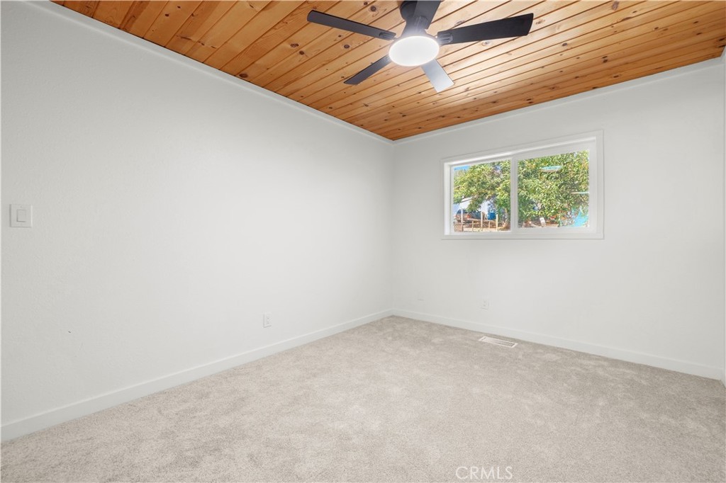 4437 Race Trail