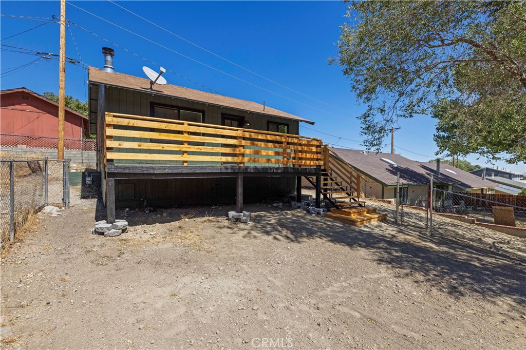 4437 Race Trail