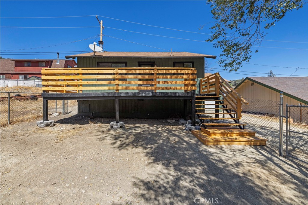 4437 Race Trail