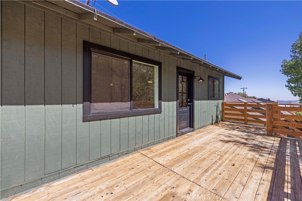 4437 Race Trail