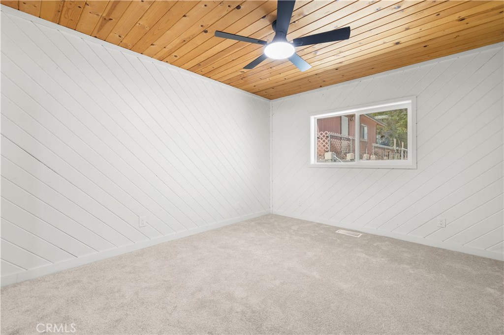 4437 Race Trail