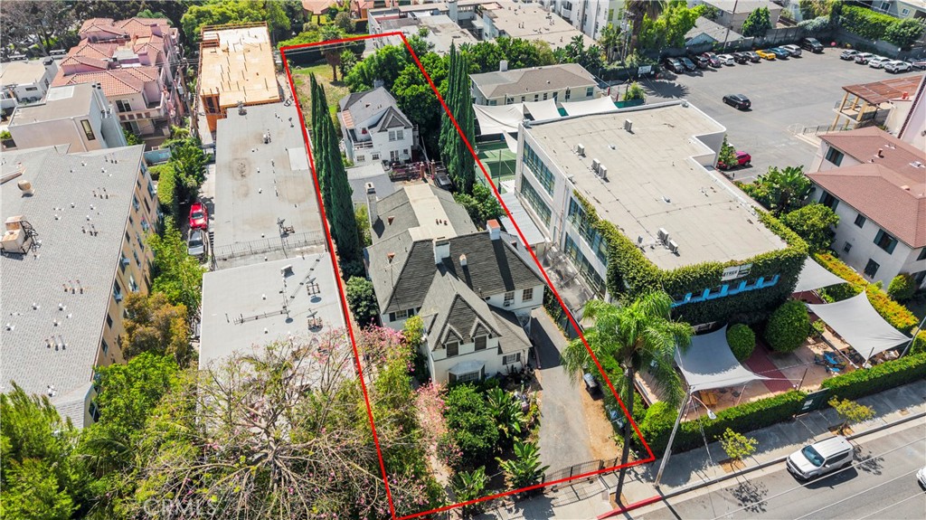 8620 Holloway