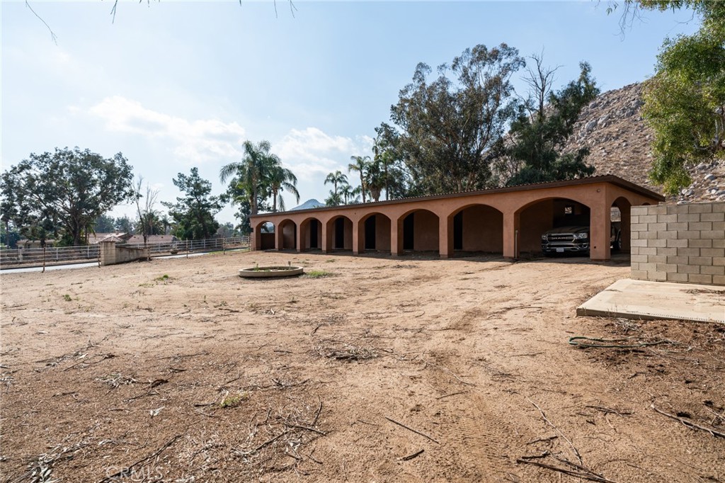 23981 Warren Road