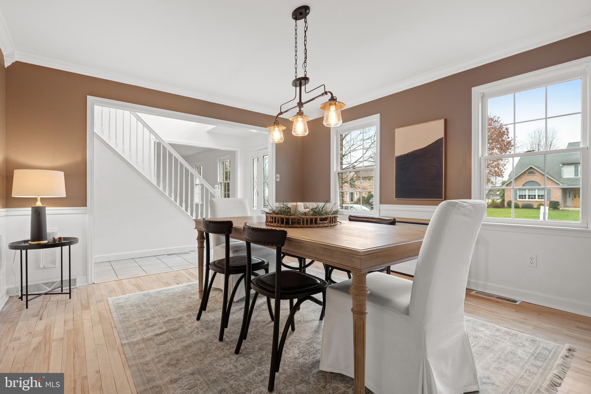 425 Coronet Dr