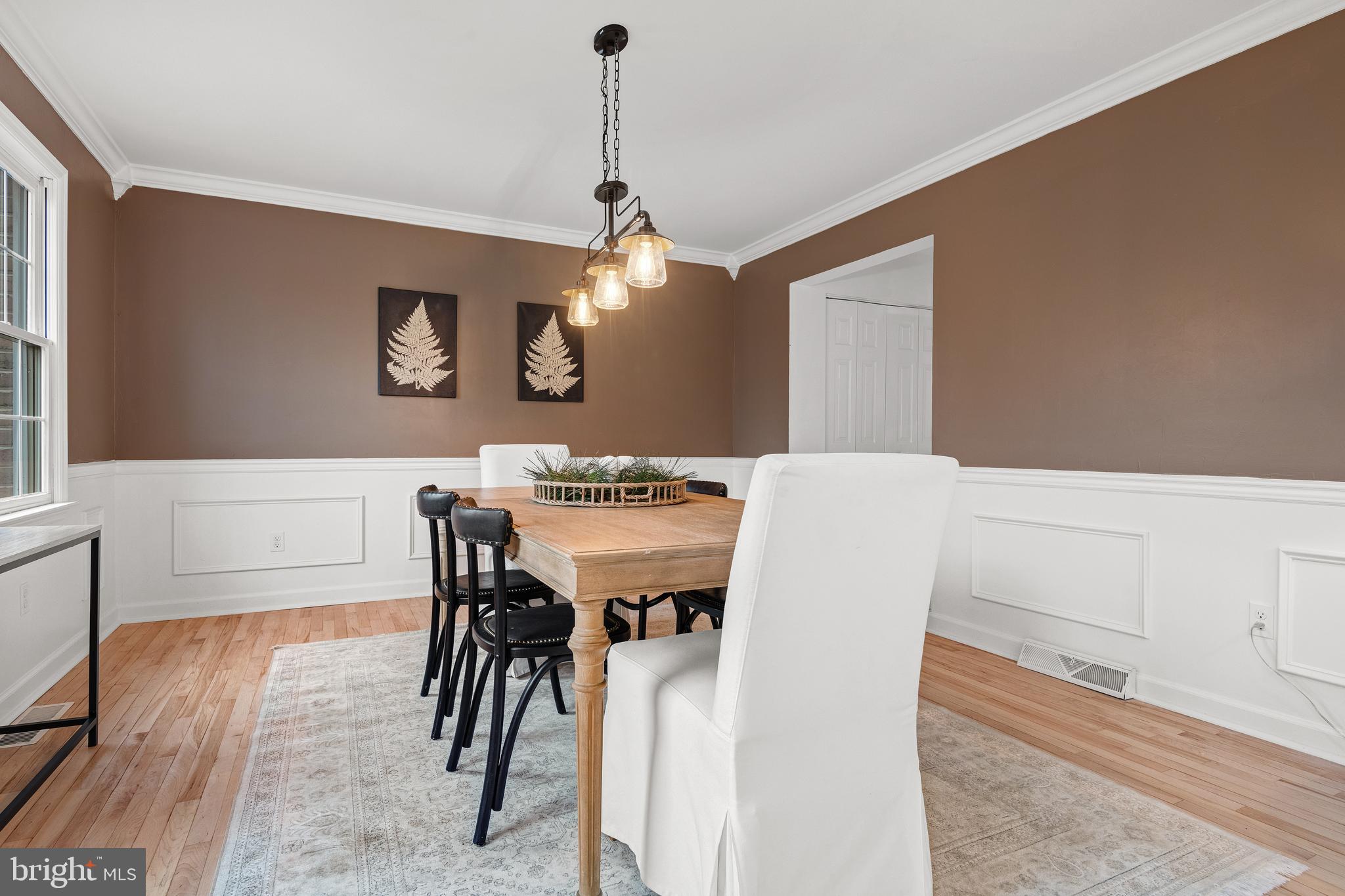 425 Coronet Dr