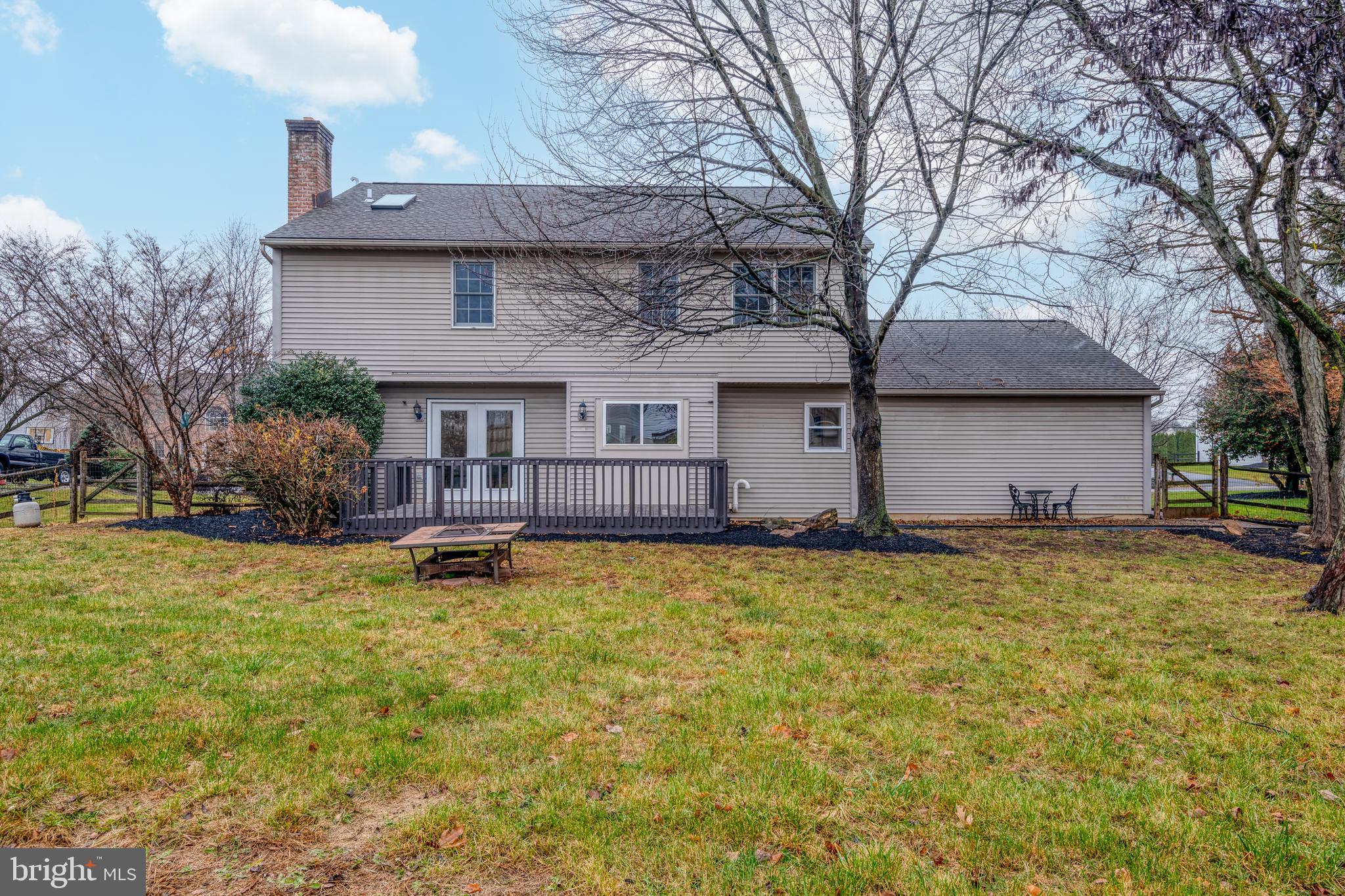 425 Coronet Dr