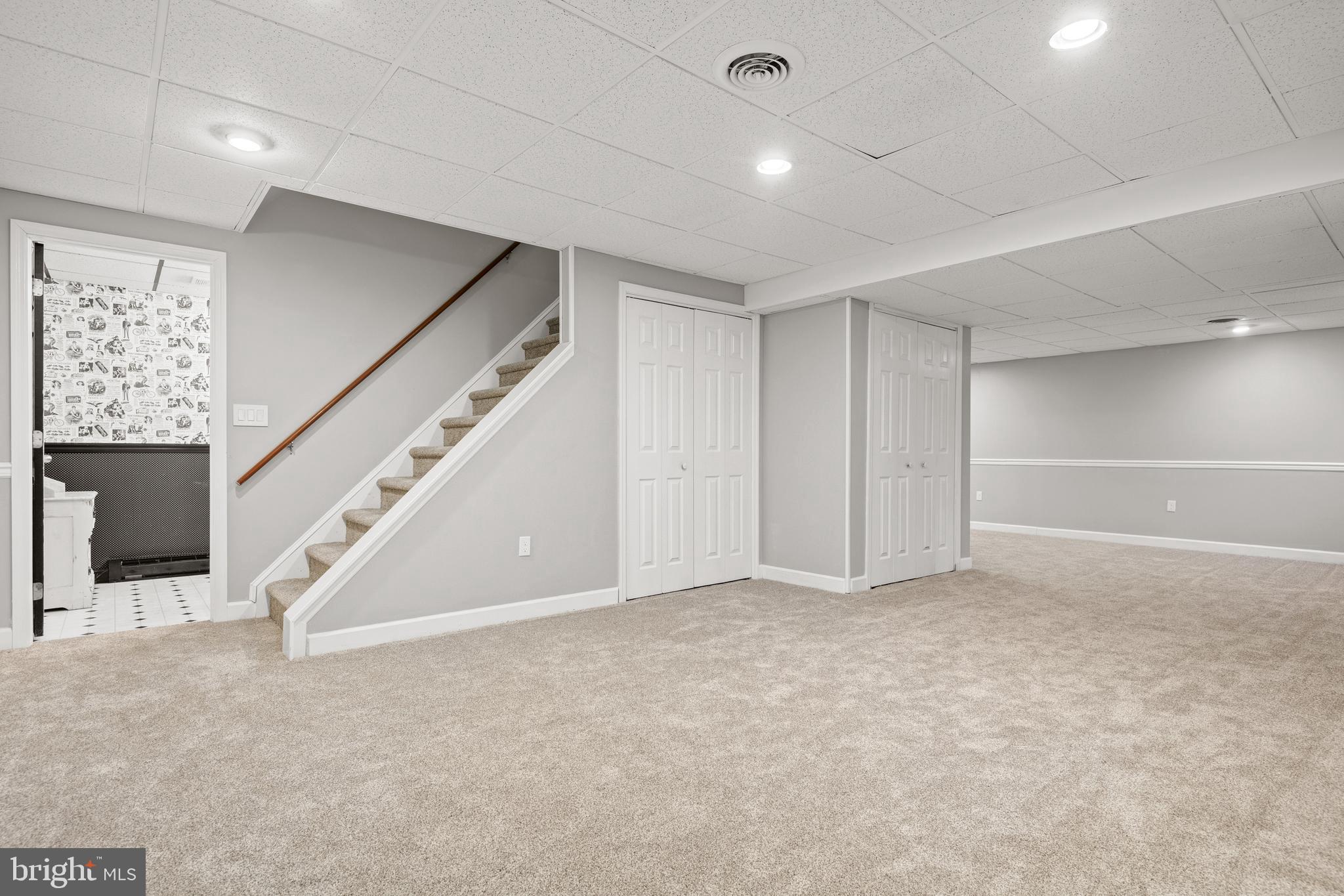 425 Coronet Dr