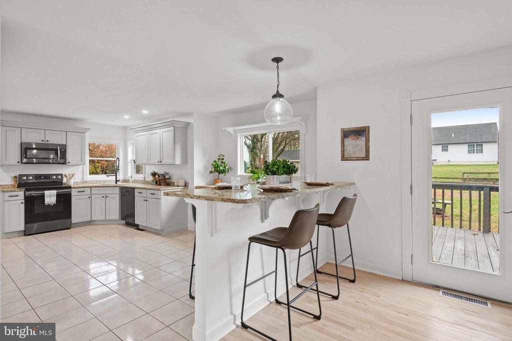 425 Coronet Dr