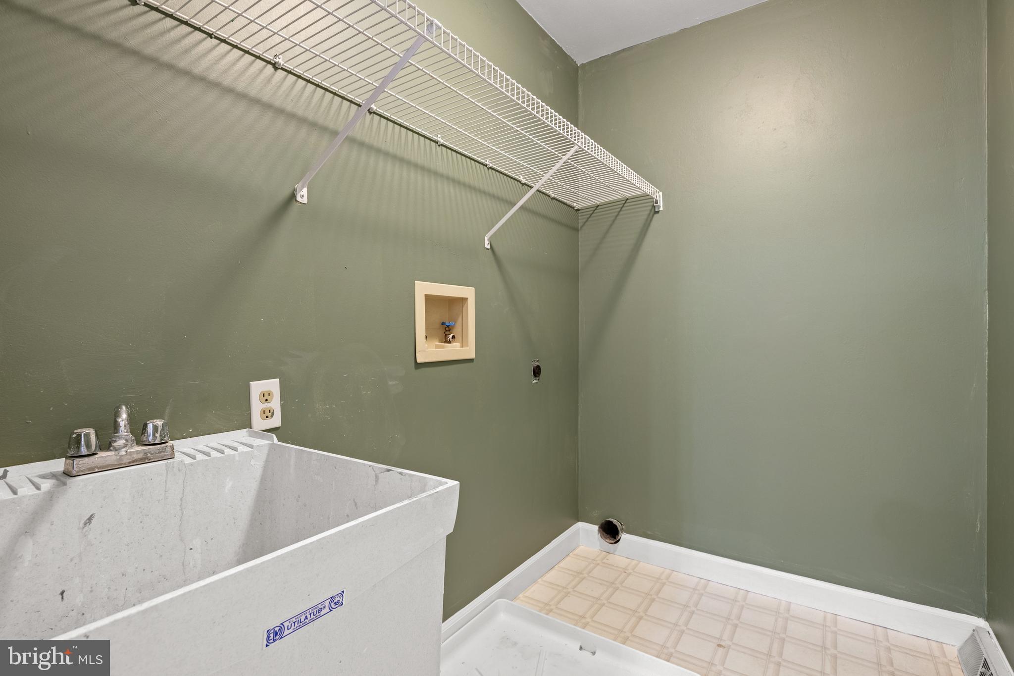 425 Coronet Dr