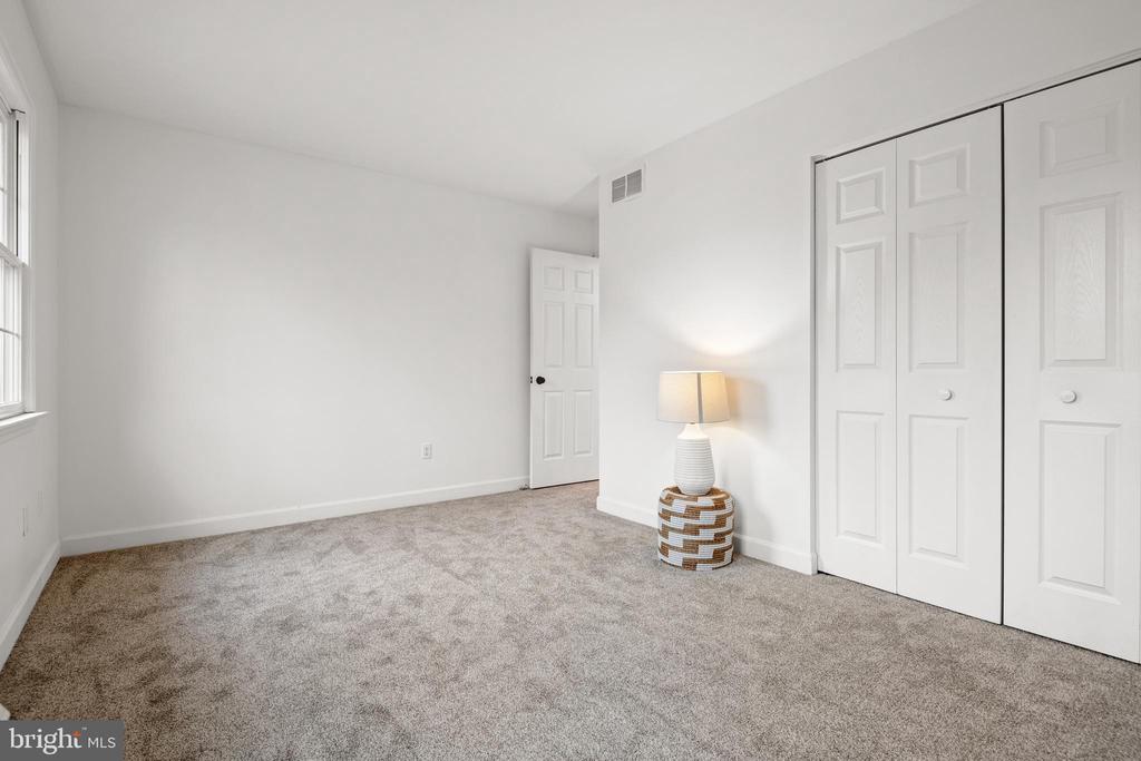 425 Coronet Dr