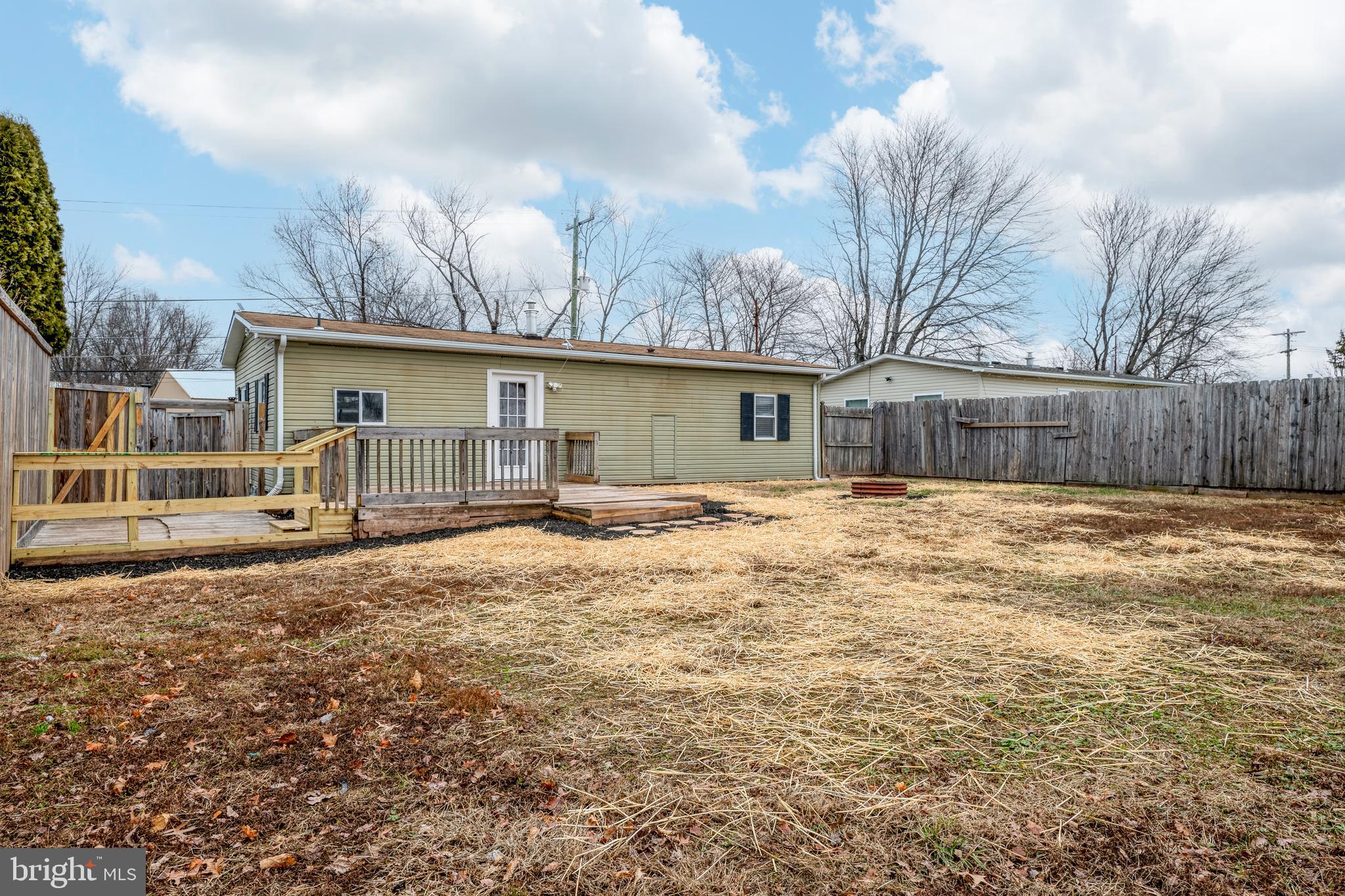 1252 Claire Dr