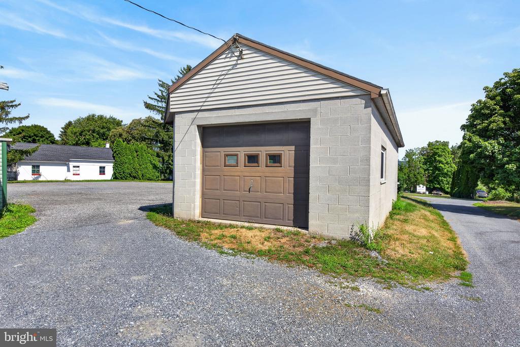 535 FRYSTOWN ROAD