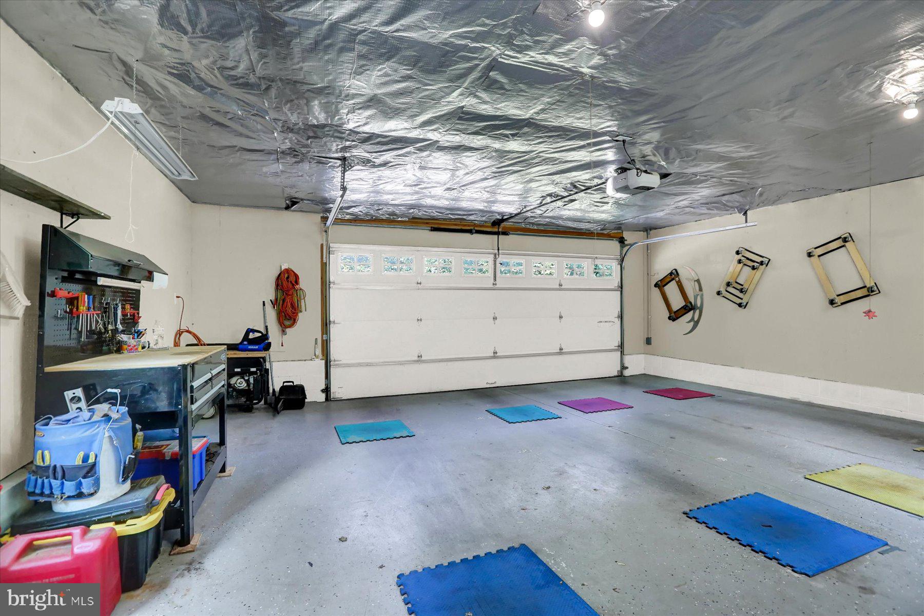 851 Creek Rd