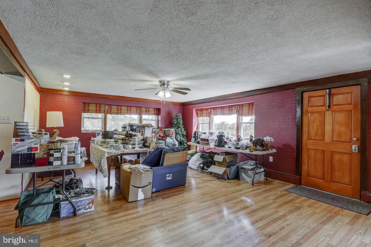 1735 Little Conestoga Rd