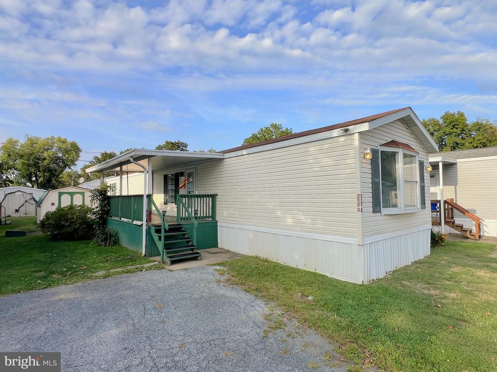 317-B Caravan Ct
