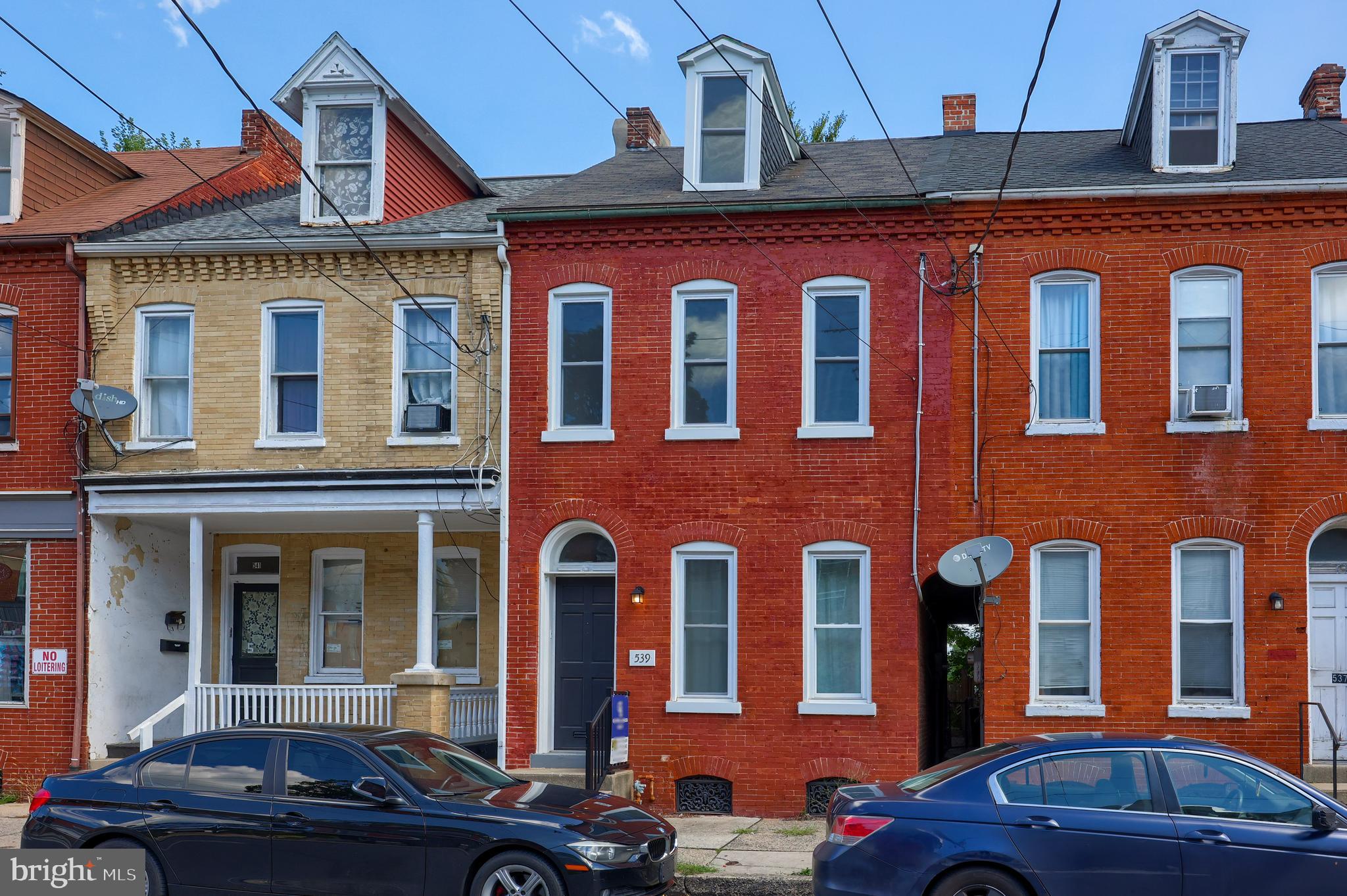 539 W King St
