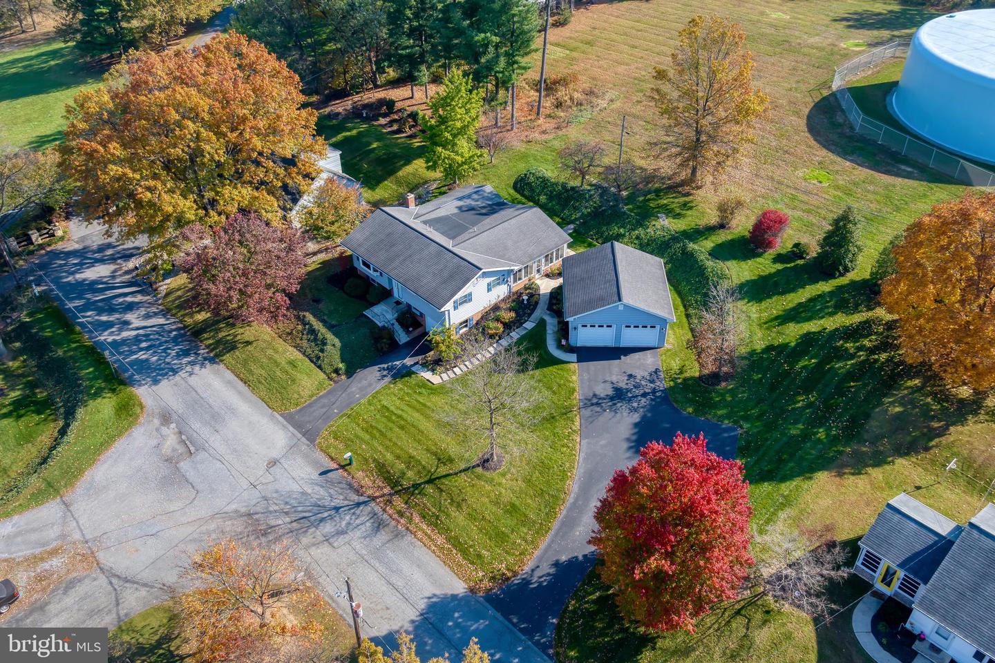 433 Orchard Ln