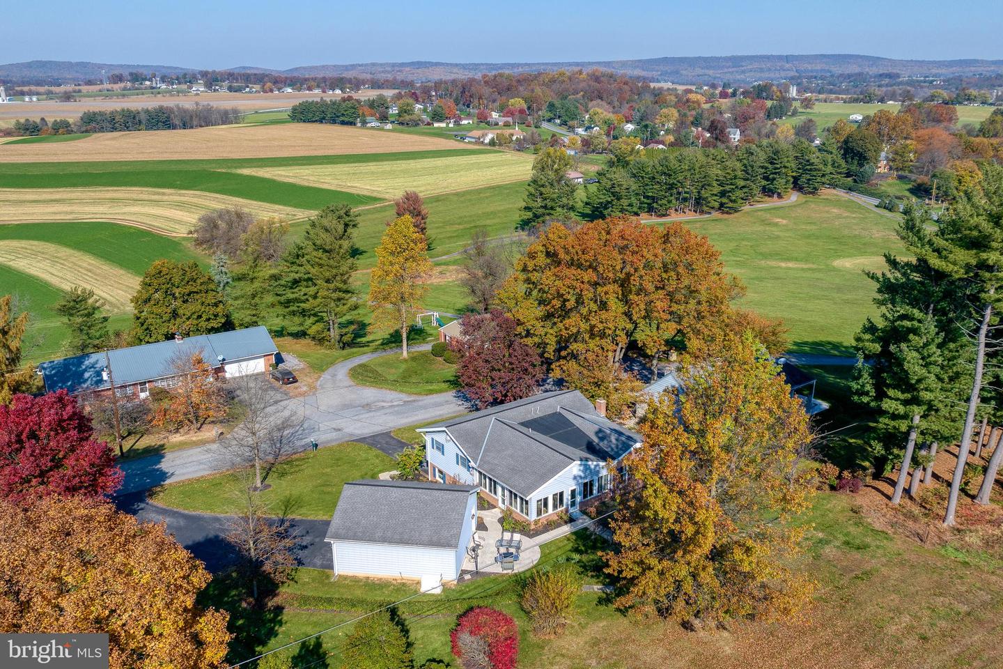 433 Orchard Ln