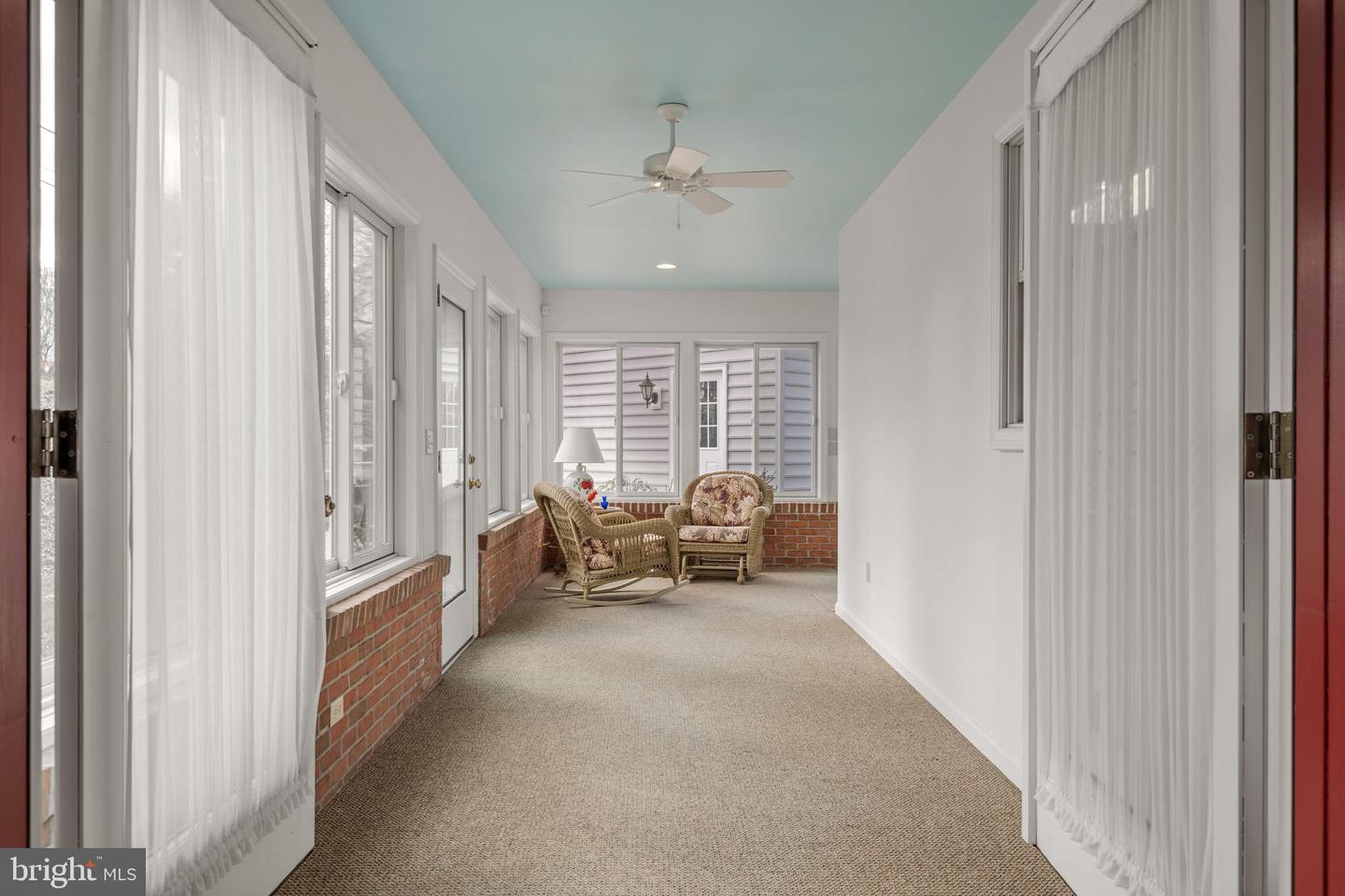 433 Orchard Ln