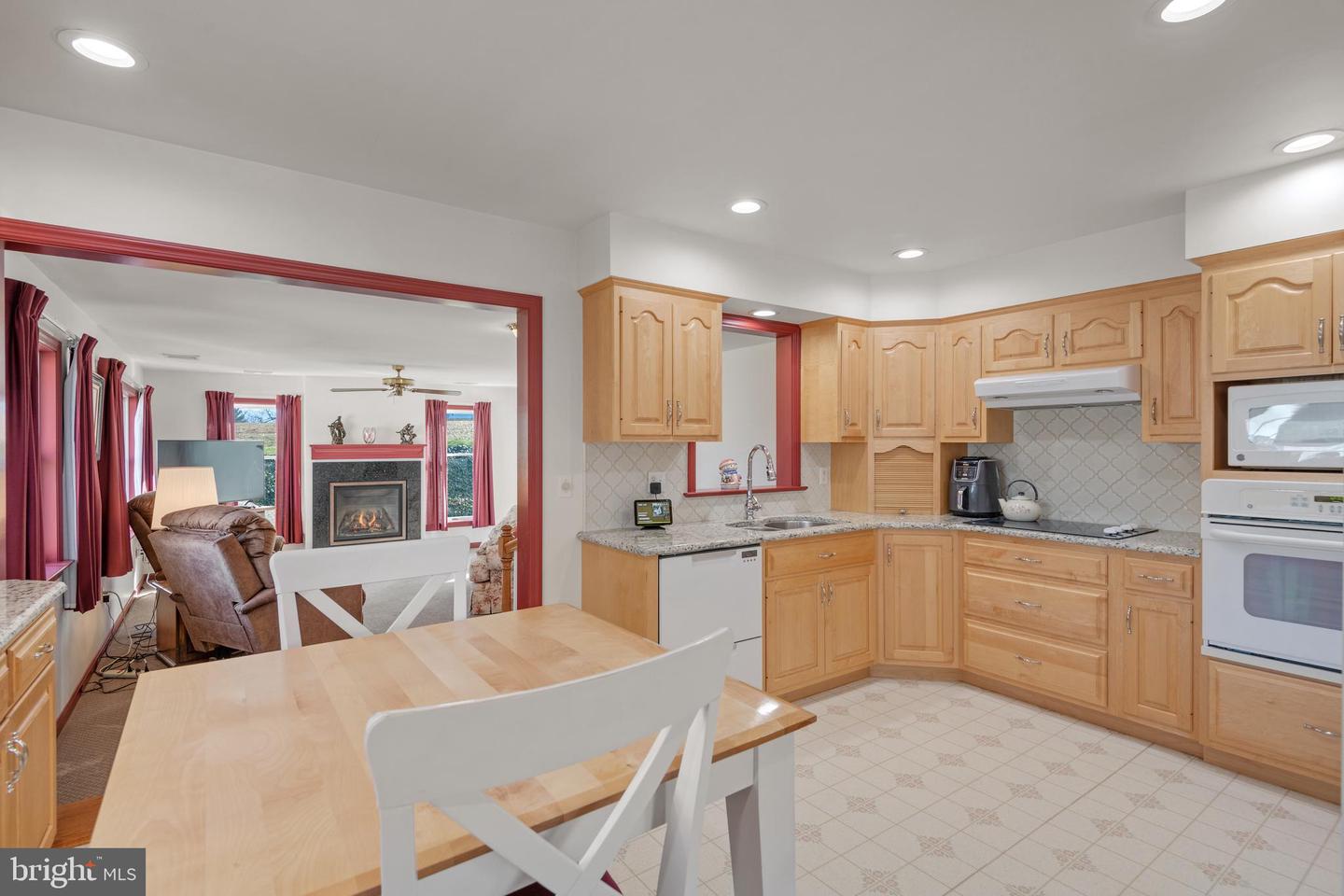 433 Orchard Ln