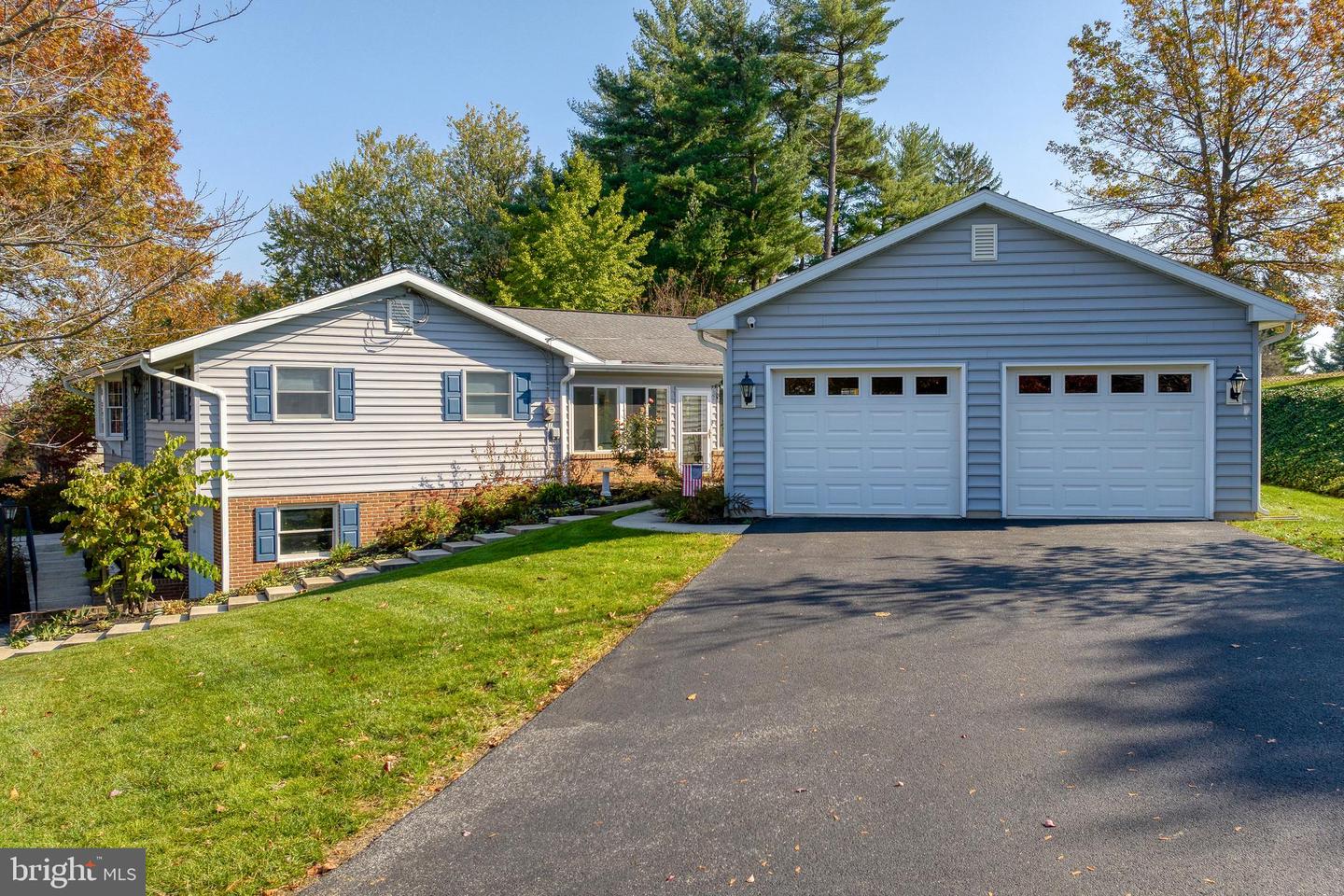 433 Orchard Ln