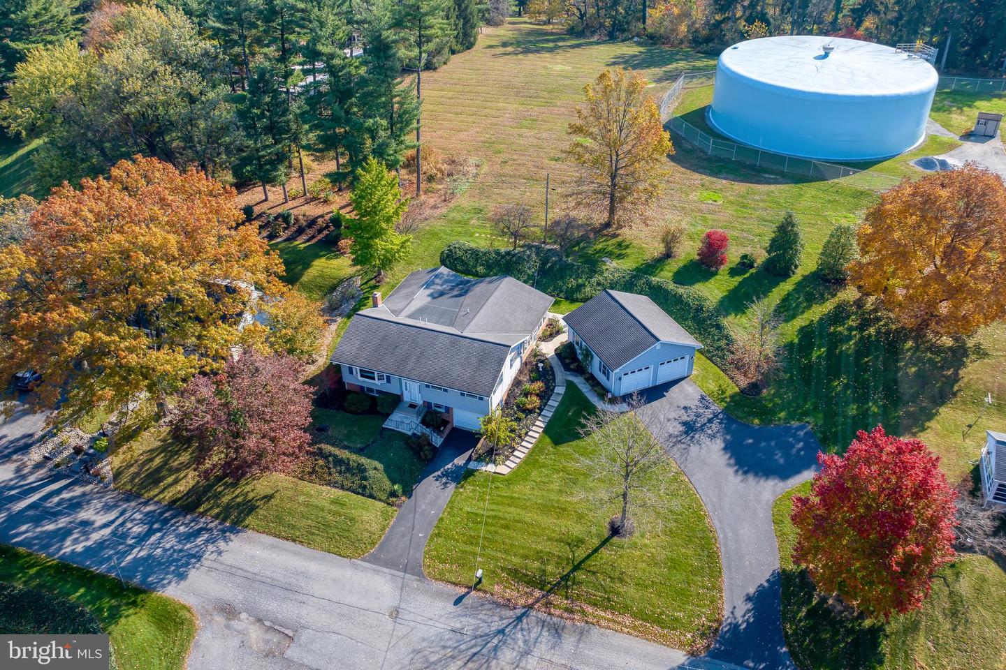 433 Orchard Ln