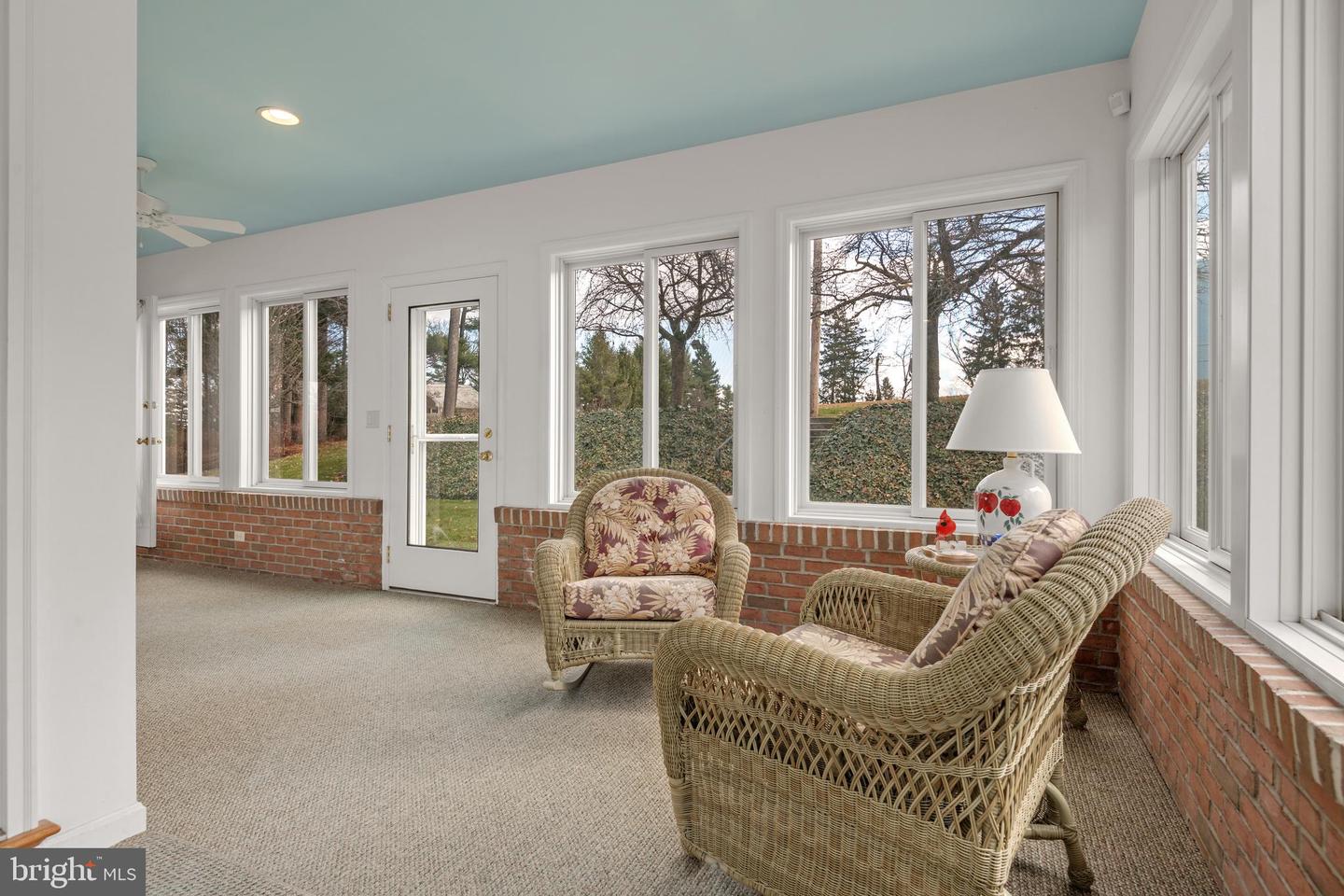 433 Orchard Ln
