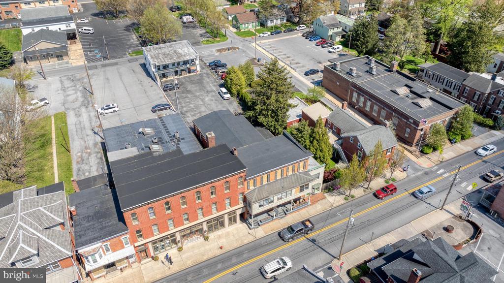31 S Main St