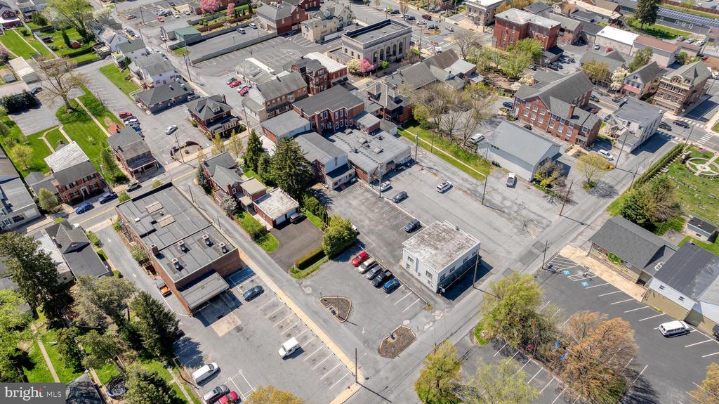 31 S Main St