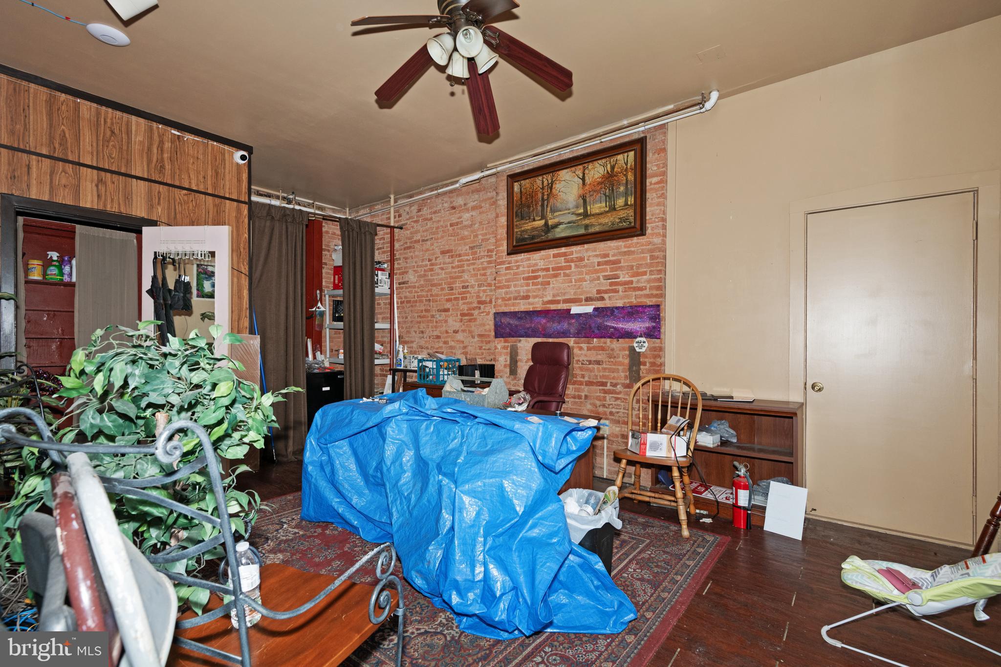 31 S Main St