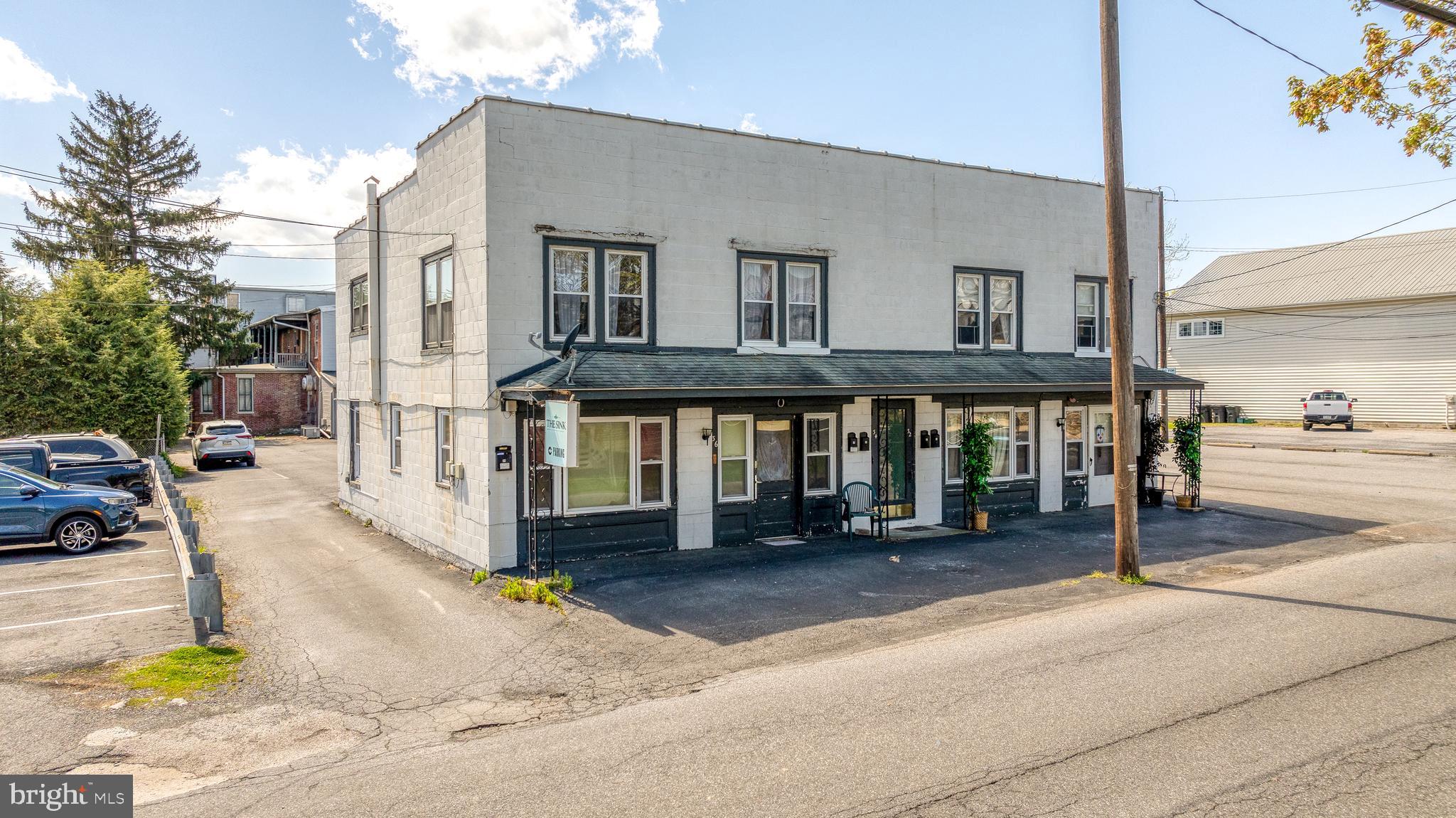 31 S Main St