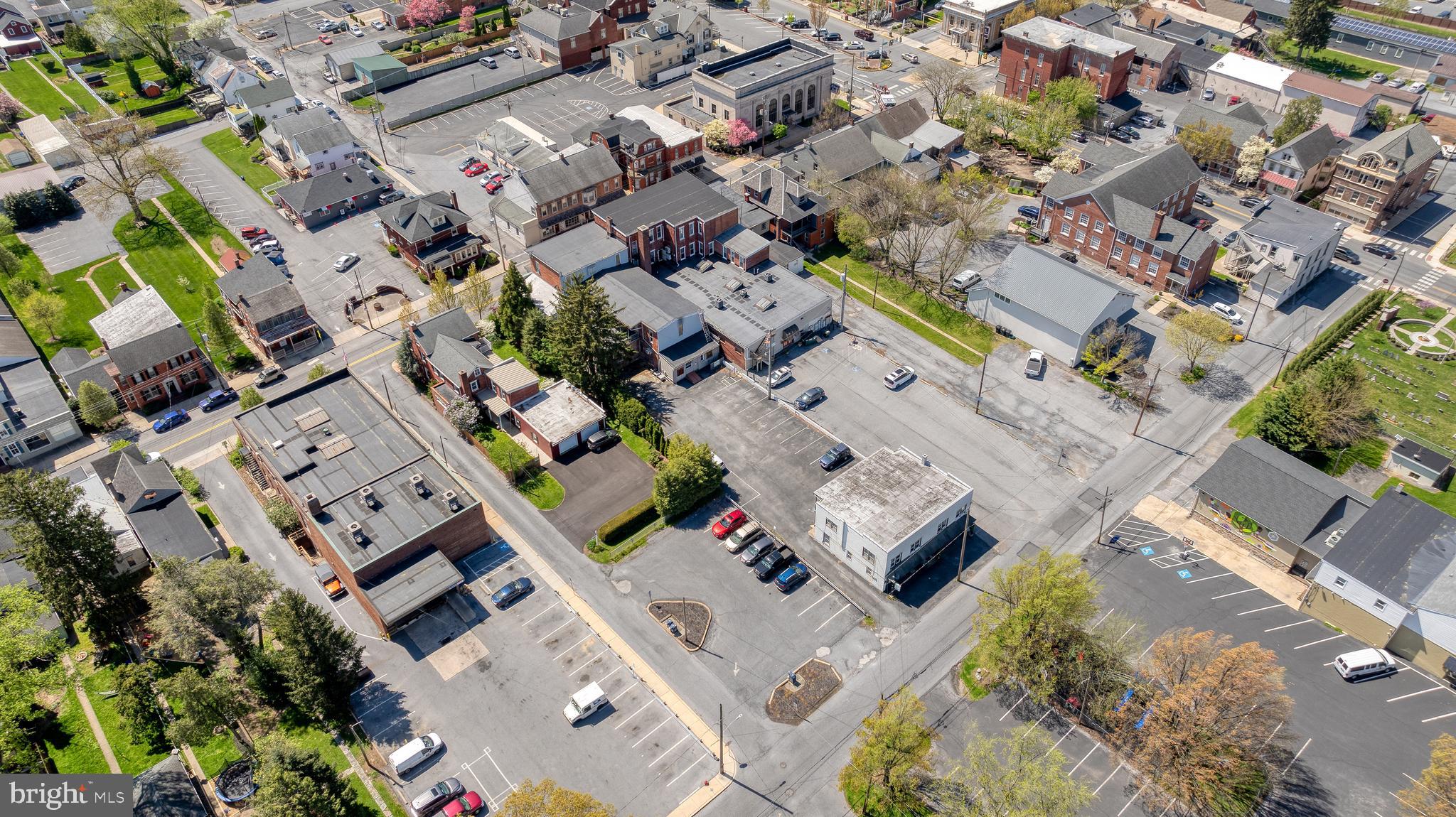 31 S Main St