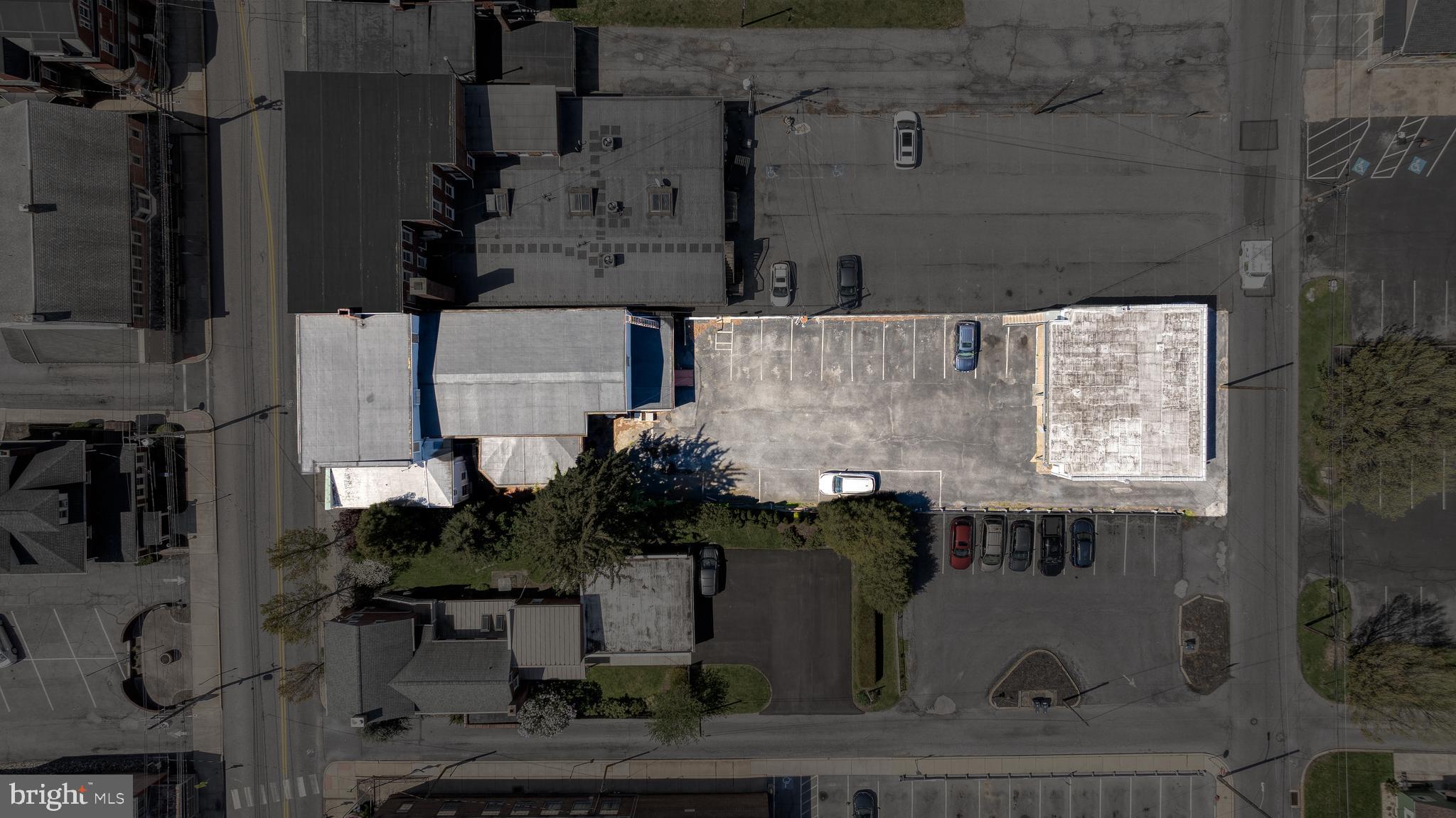 31 S Main St