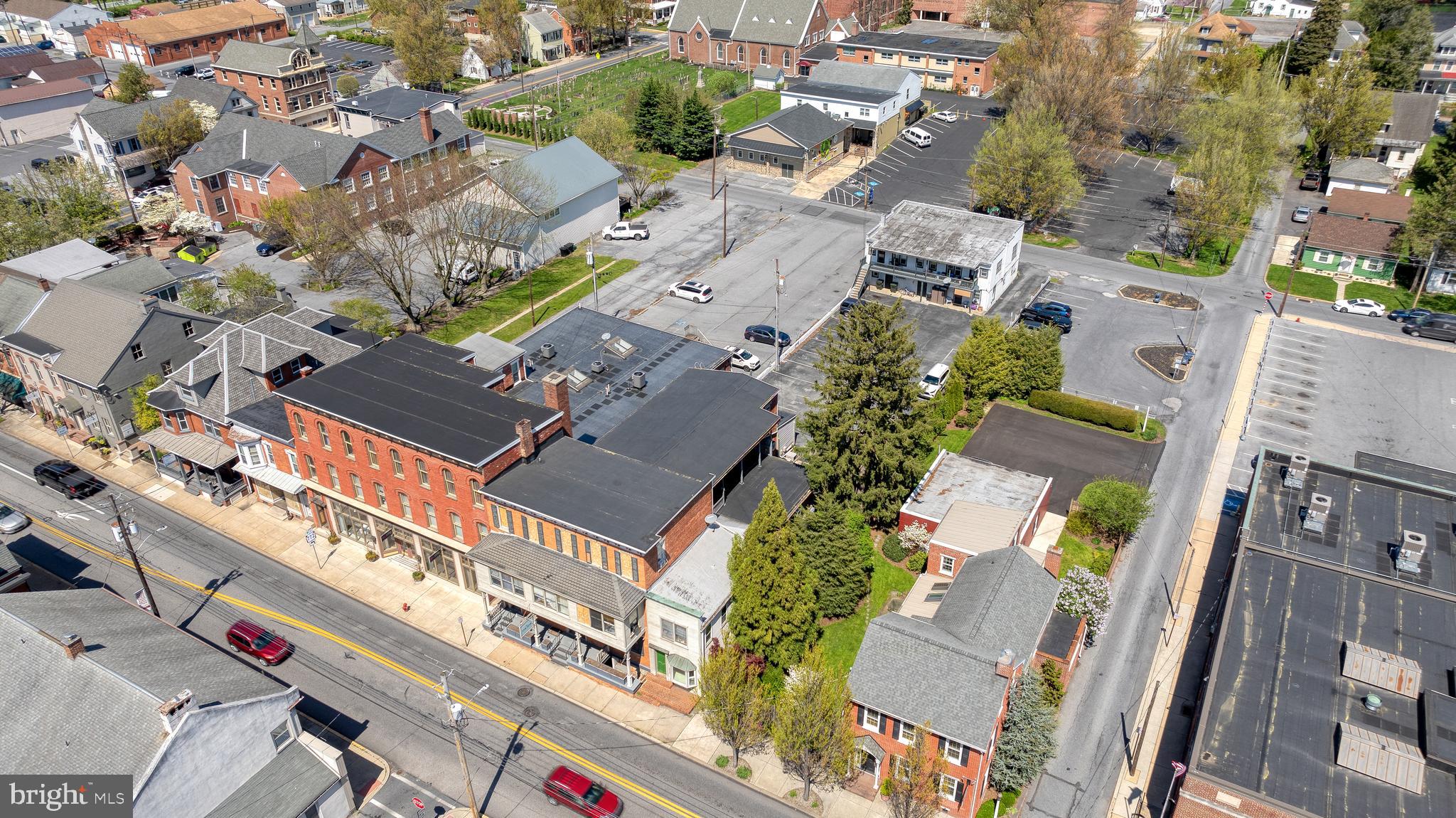 31 S Main St