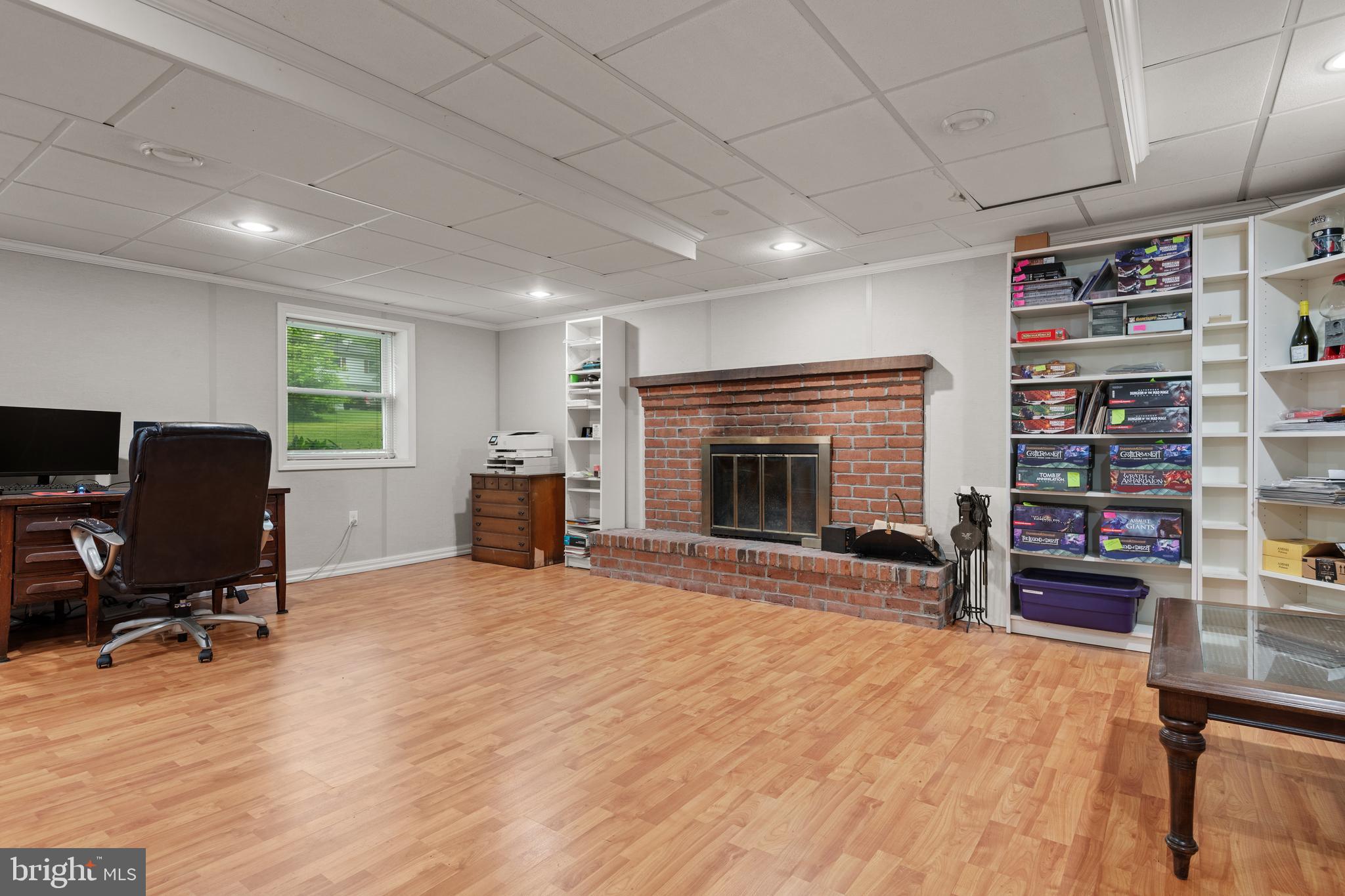 8 Dogwood Ln