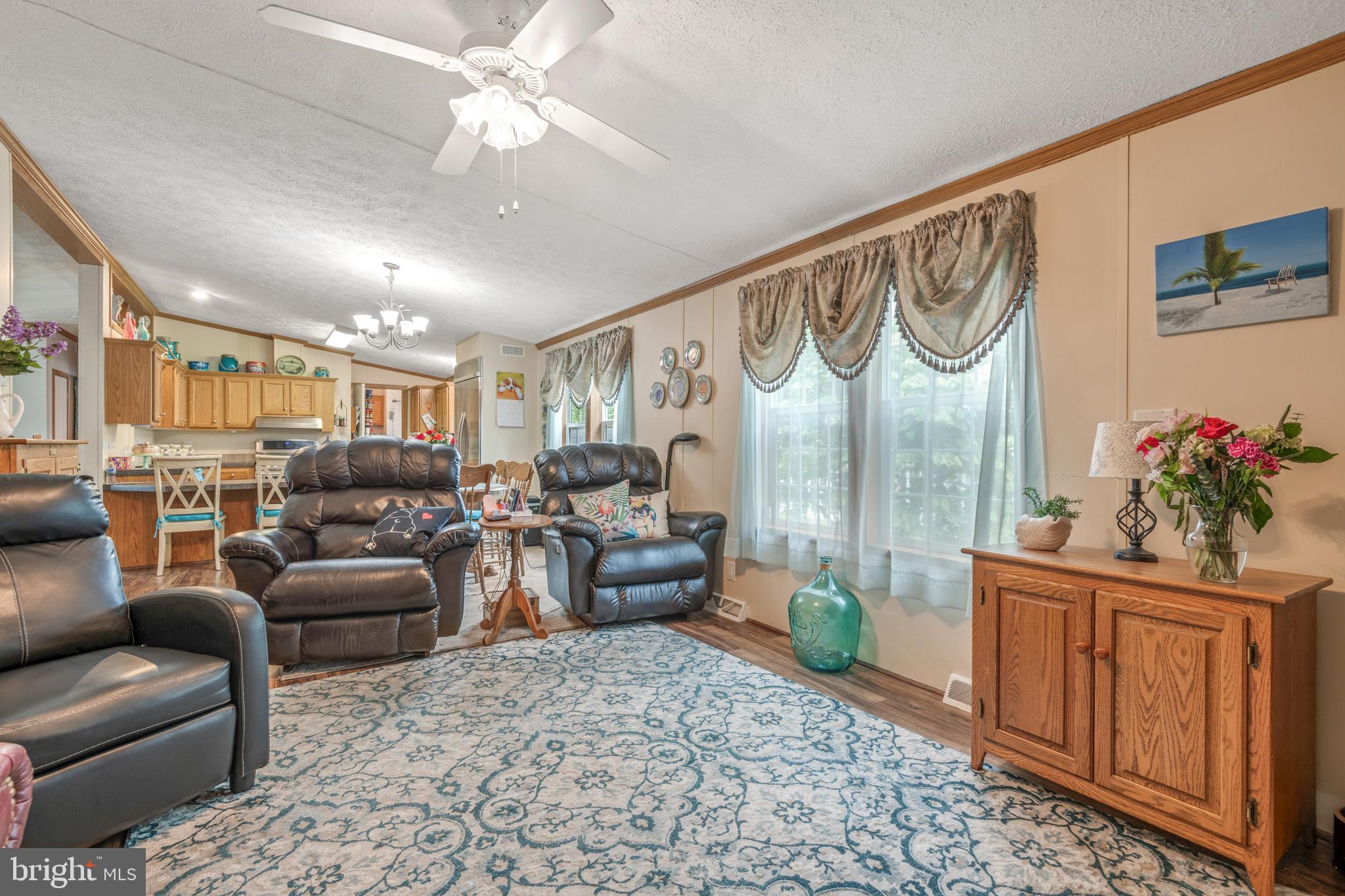 33 S Green Acres Cir