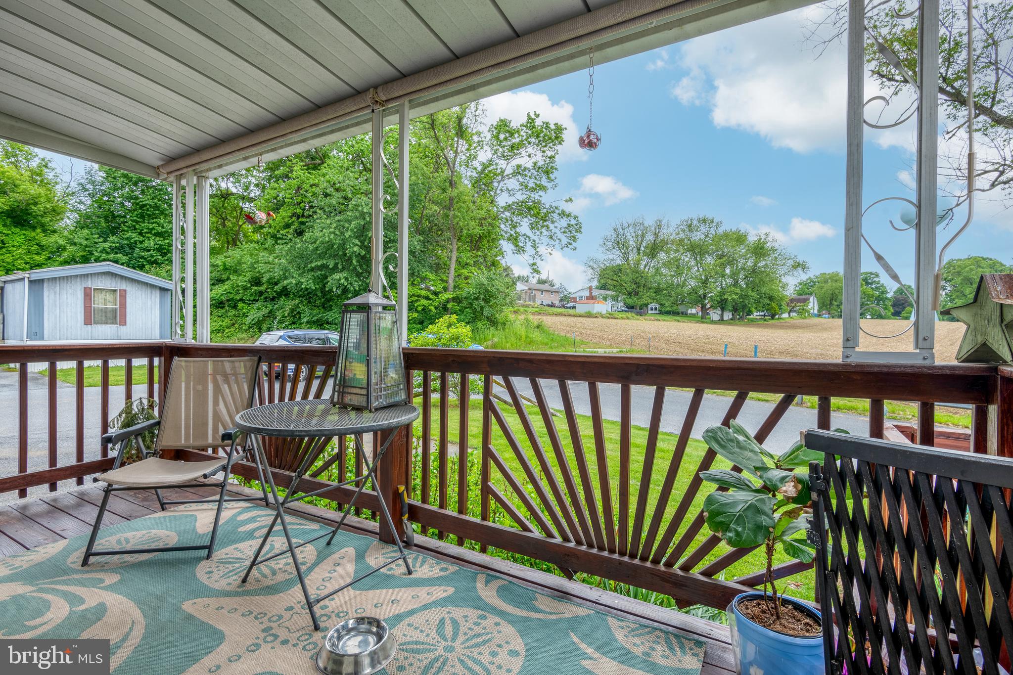 33 S Green Acres Cir