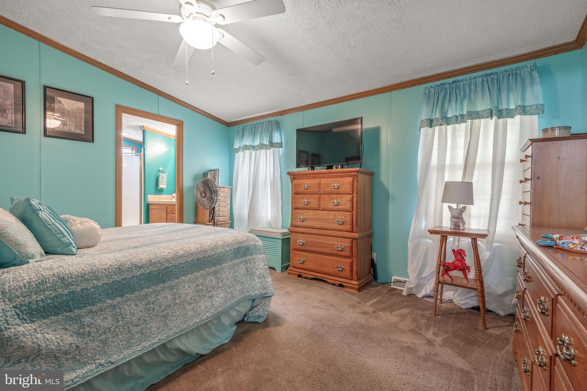 33 S Green Acres Cir