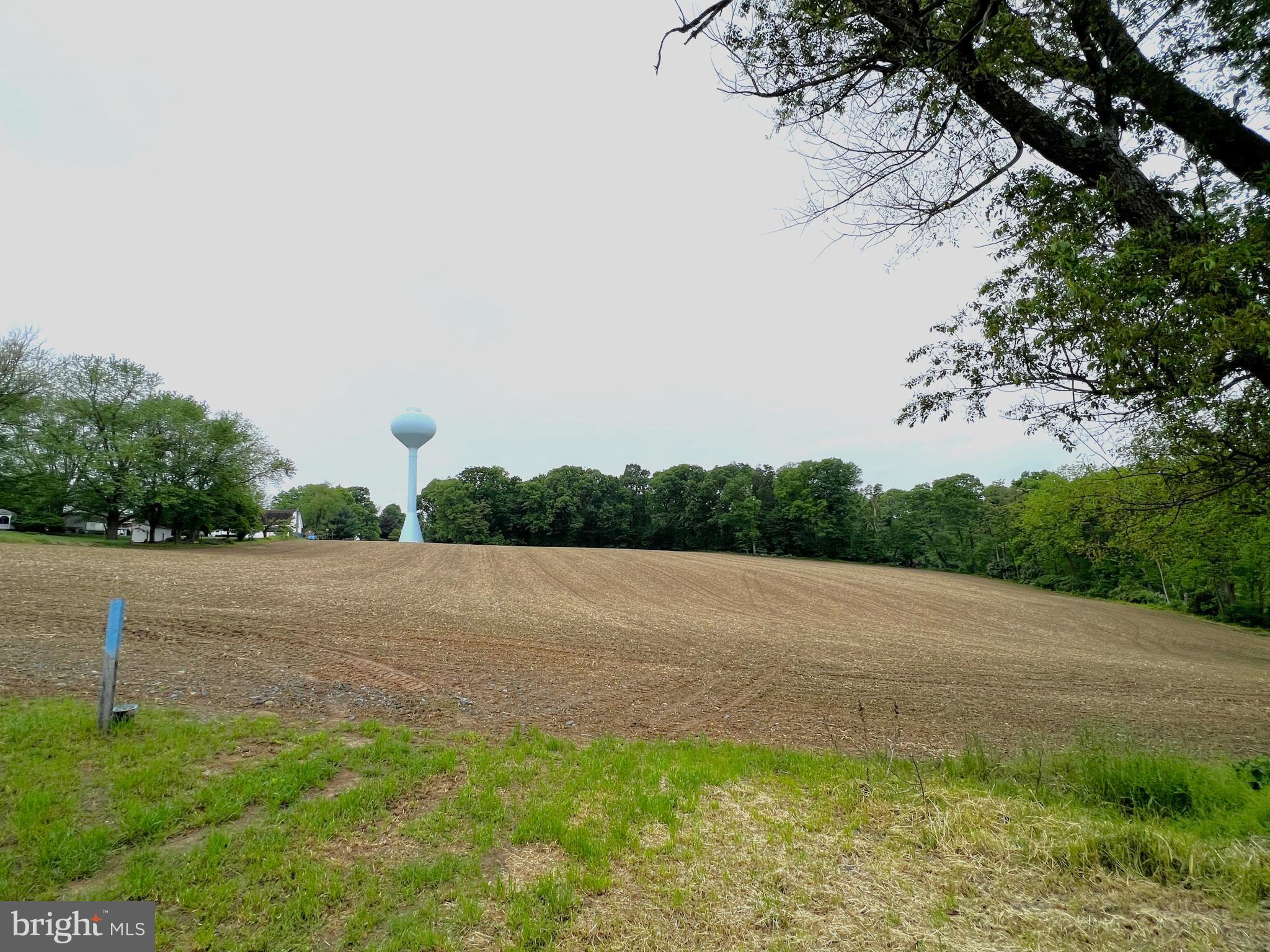 33 S Green Acres Cir