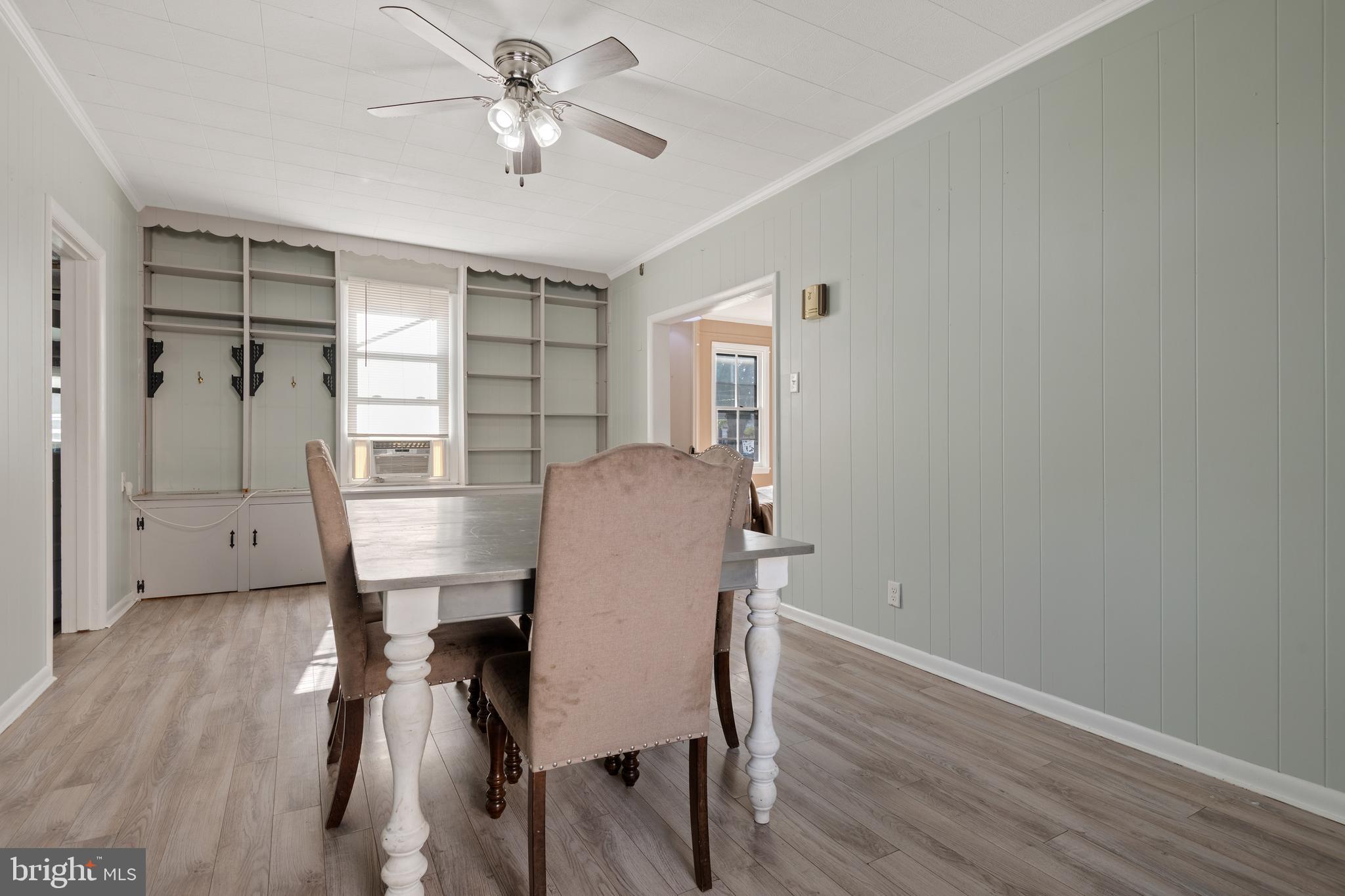 35 W Slokom Ave