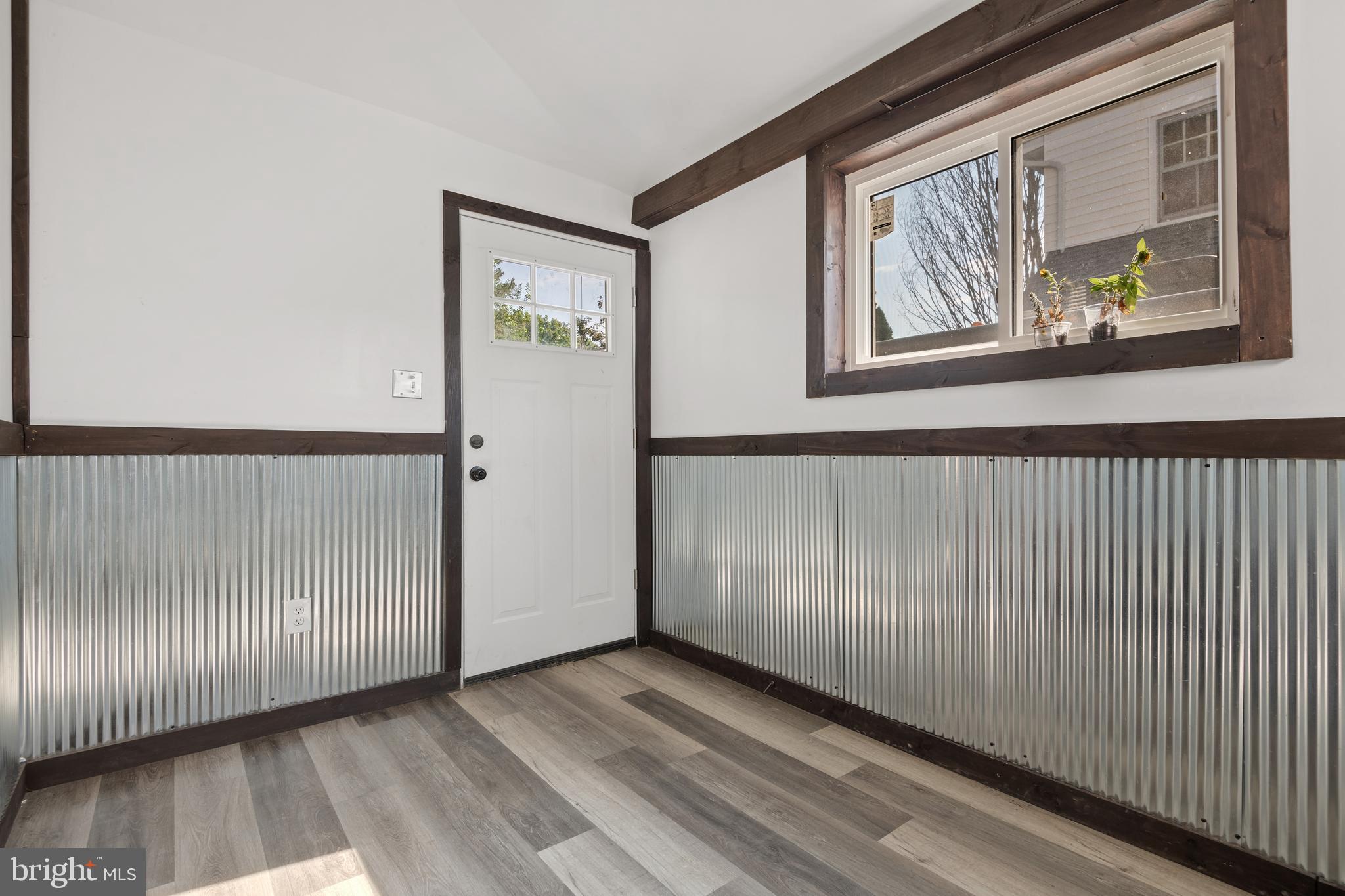 35 W Slokom Ave