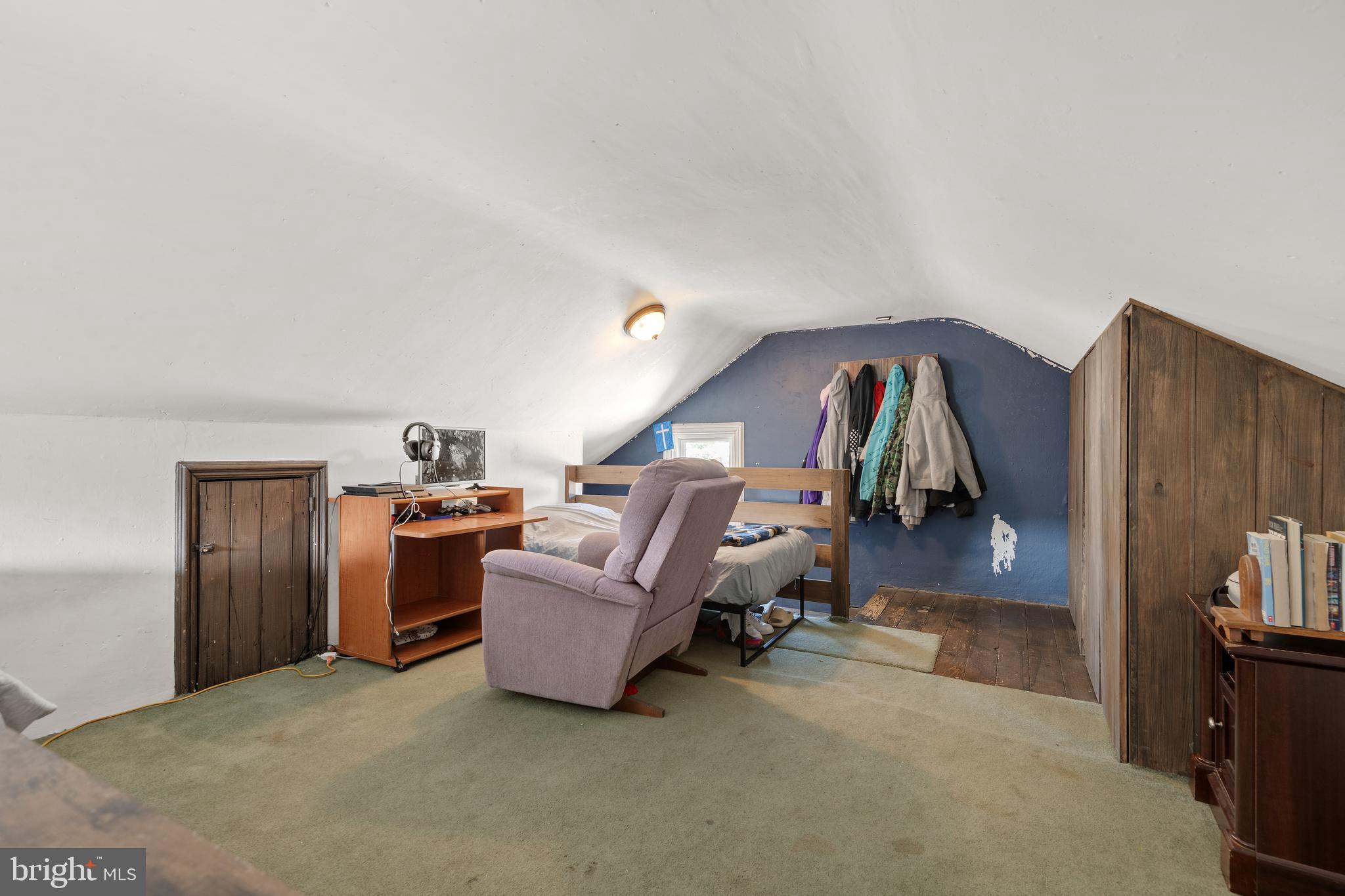 35 W Slokom Ave