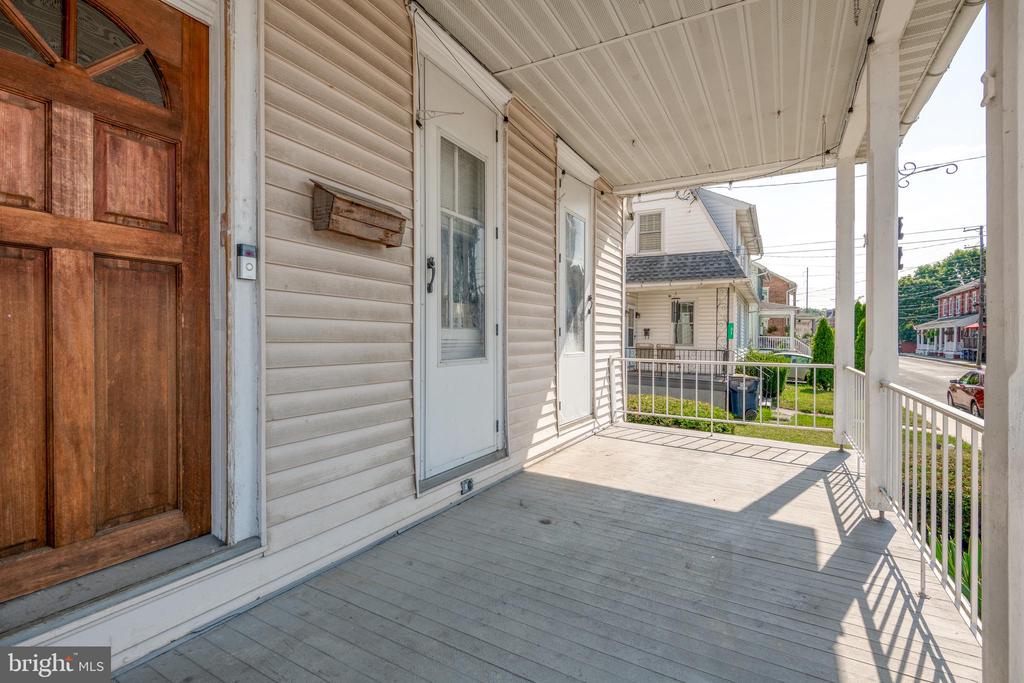 35 W Slokom Ave