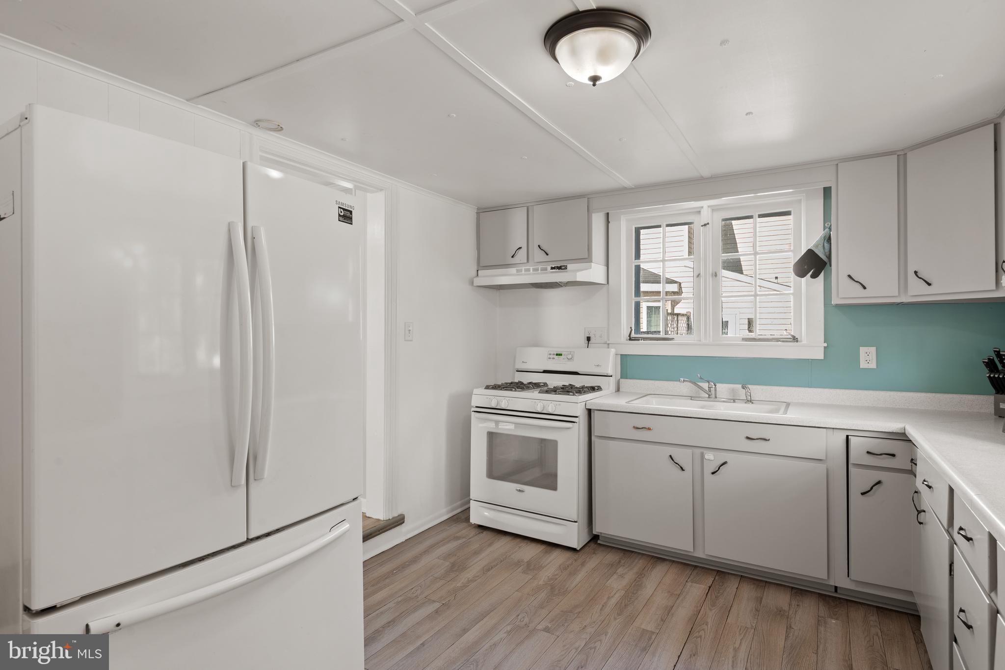 35 W Slokom Ave