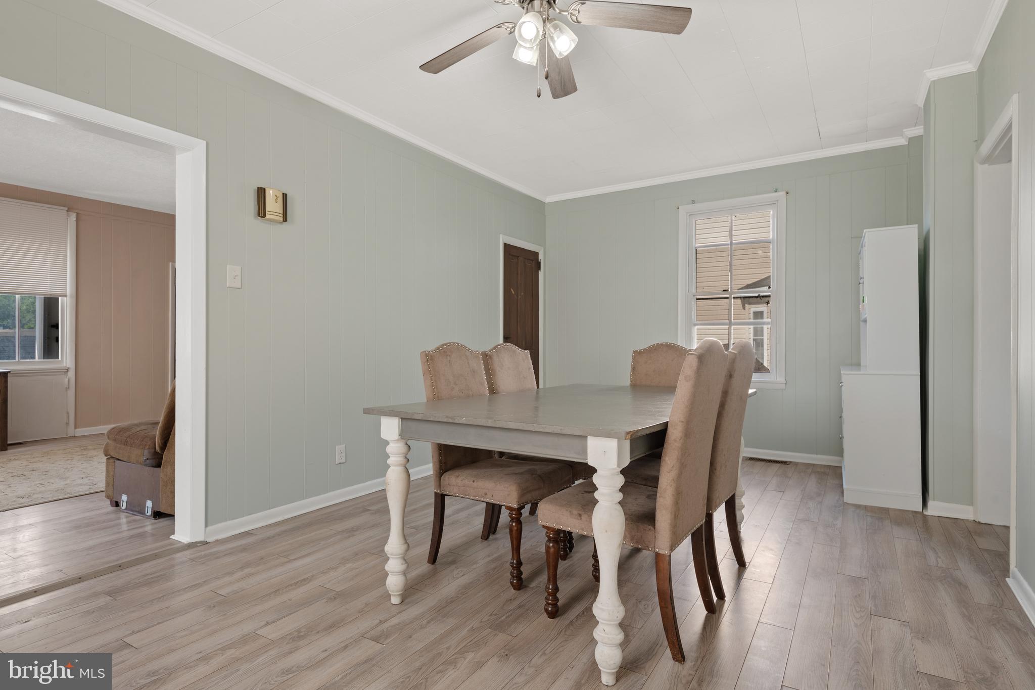 35 W Slokom Ave