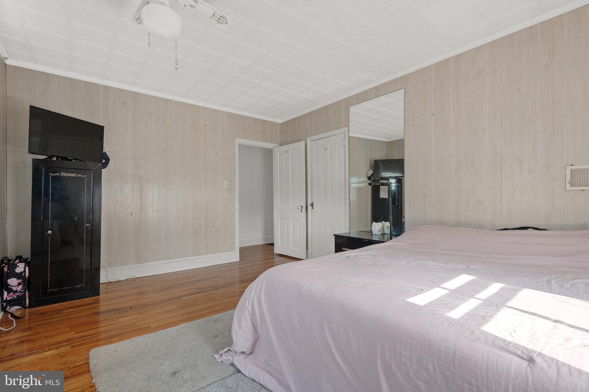 35 W Slokom Ave