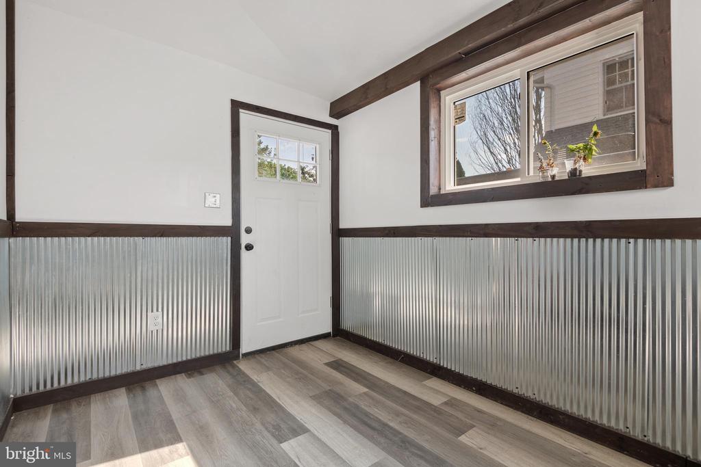 35 W Slokom Ave