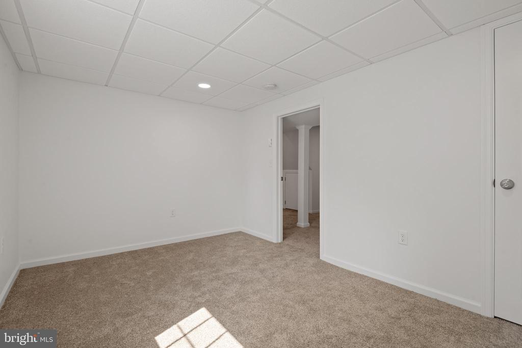 240 S Reading Rd