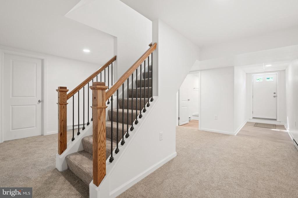 240 S Reading Rd